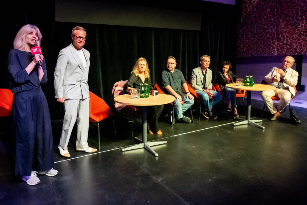 54631900631_fdd9585d2d_k